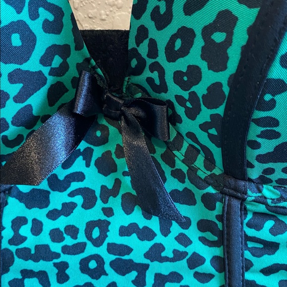 EUC Morbid Threads Green Leopard Print Bustier Top Size 36C - Picture 4 of 12